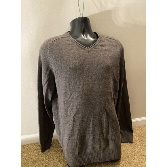 Rodd & Gunn Mens XL V Neck Sweater Merino Wool European Italy Yarn Gray Pullover - Picture 2 of 7